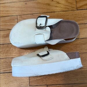 Women's Cream Platform Slippers
